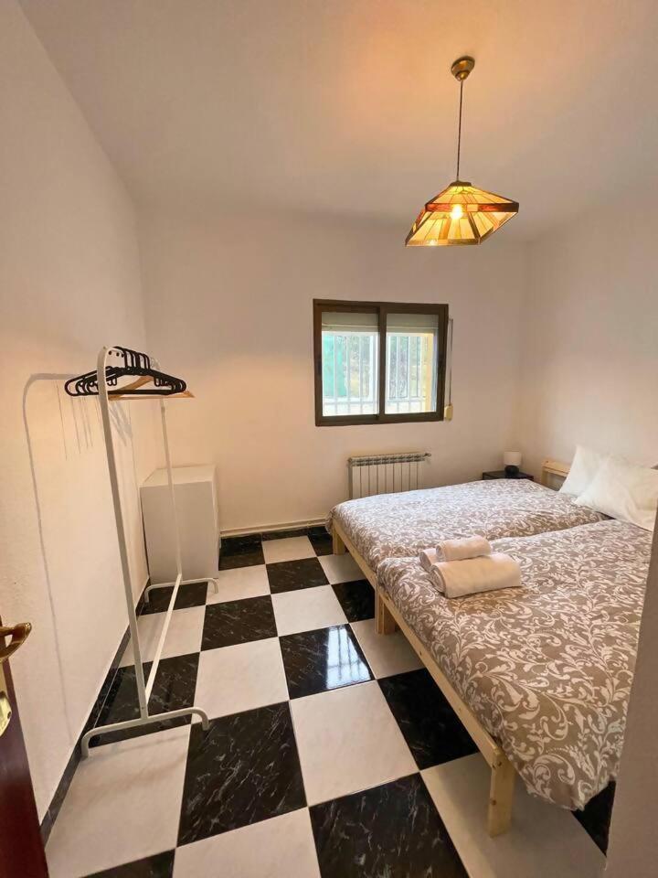 Casa Con Jardin En Ogijares别墅 外观 照片