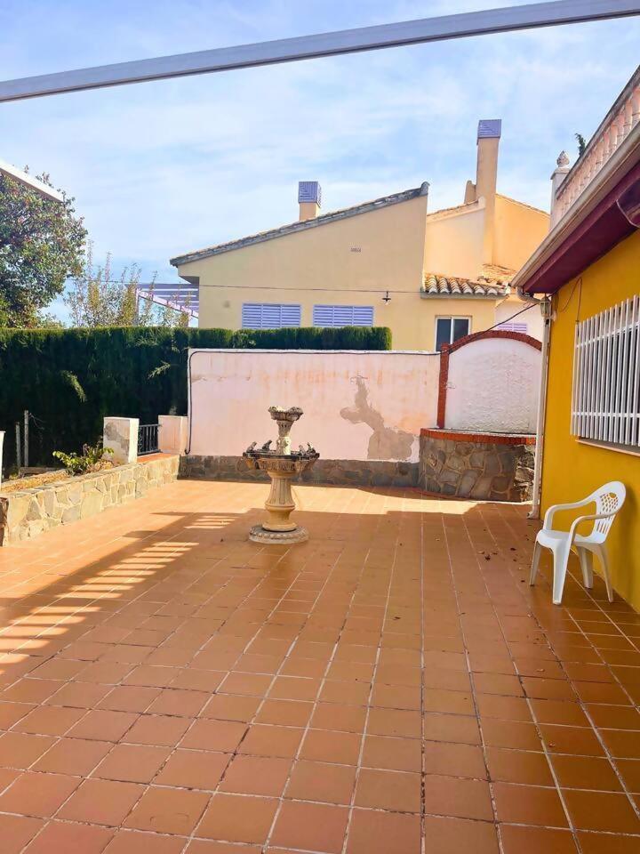 Casa Con Jardin En Ogijares别墅 外观 照片